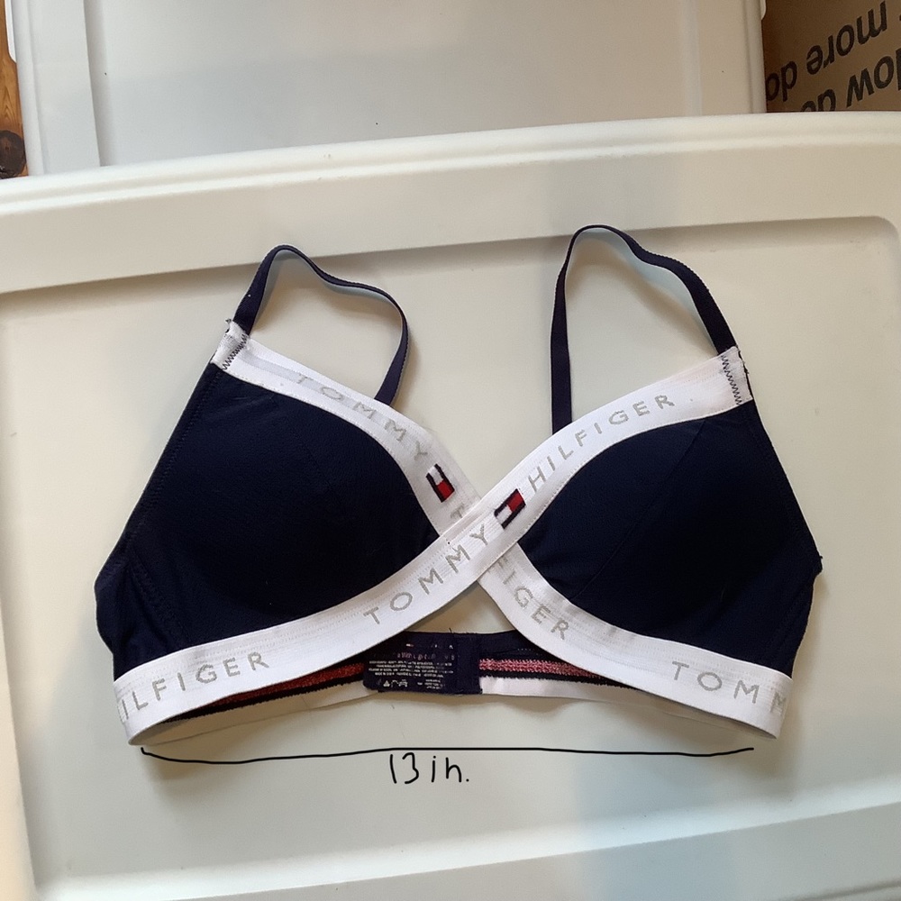 (Bin 6) Tommy Hilfiger padded bra- double clasp- 13in width